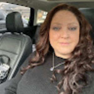 Meet your Posher, Deanna